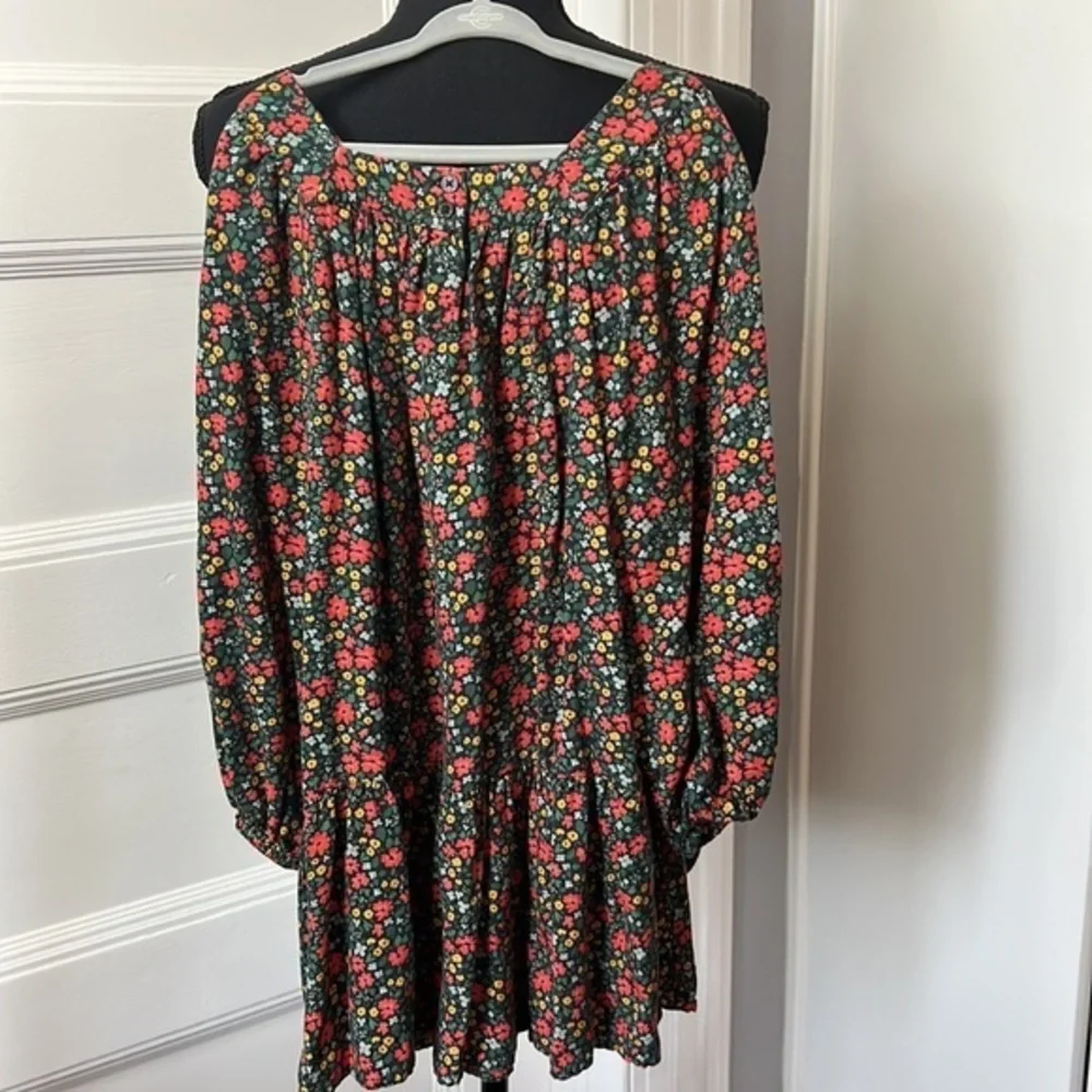 CAT AND JACK CHILDREN’S DRESS SIZE 6/6X NEW WITHOUT‎ TAGS